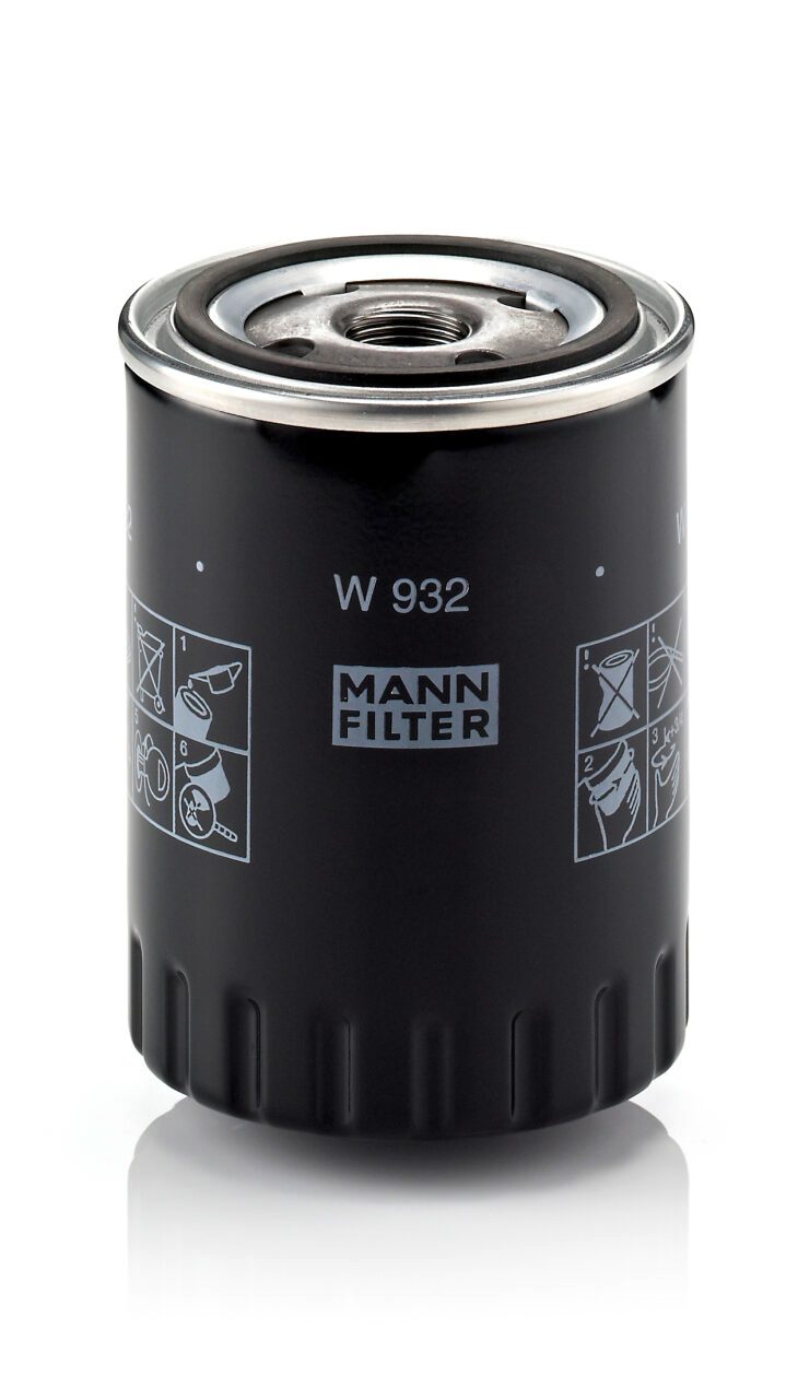 W 932