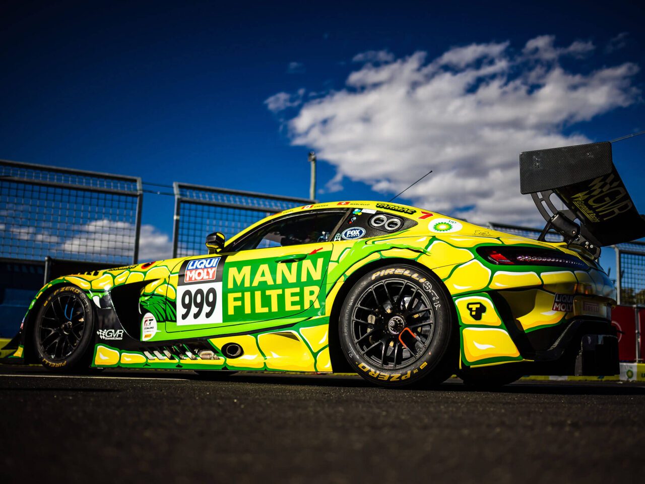 MANN-FILTER Mamba #999 MANN-FILTER raccoglie la sfida alla 9 Ore di Kyalami