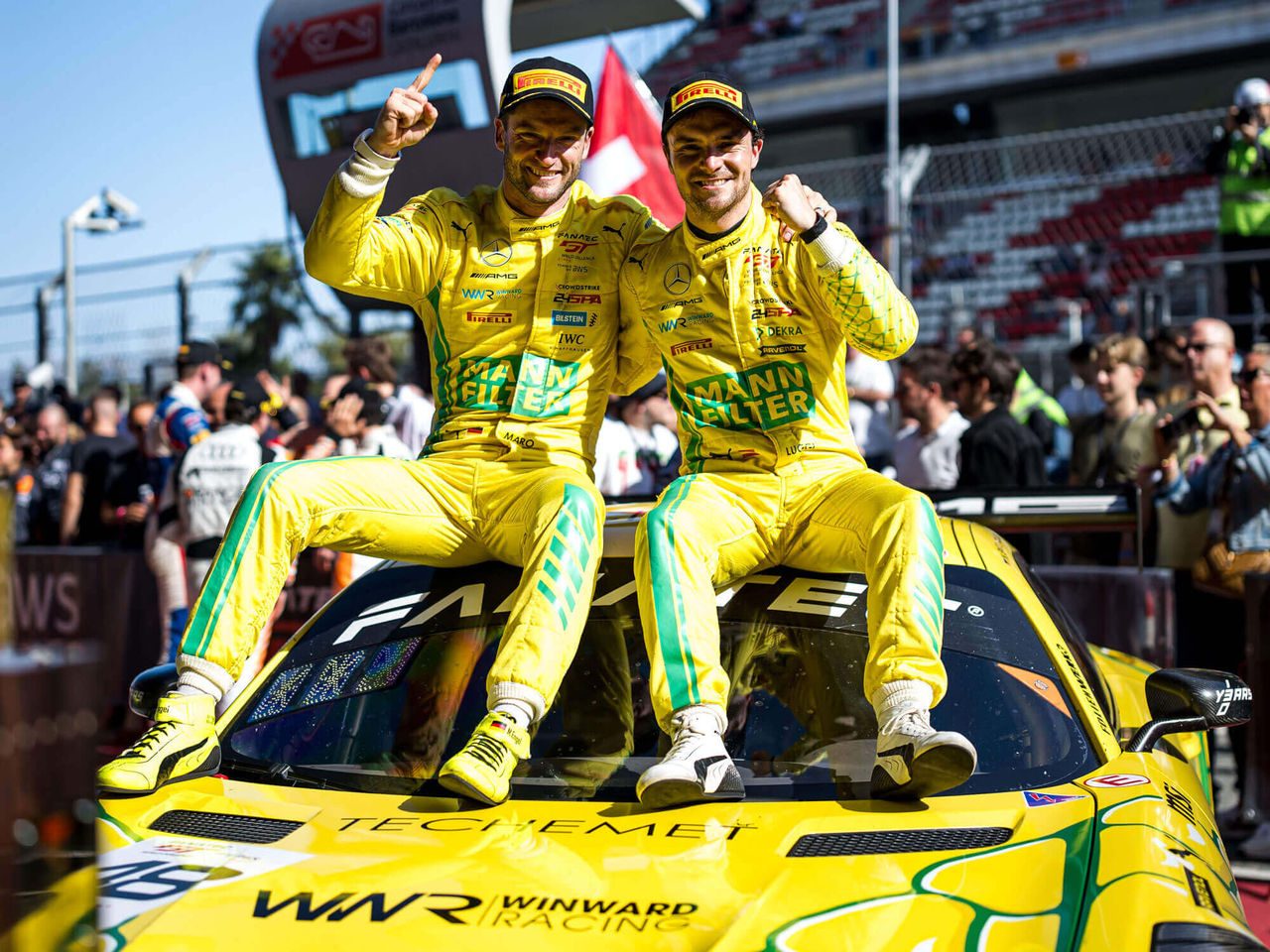 GT World Challenge Europe Sprint Cup champions Maro Engel and Lucas Auer with the MANN-FILTER Mamba (from left to right)