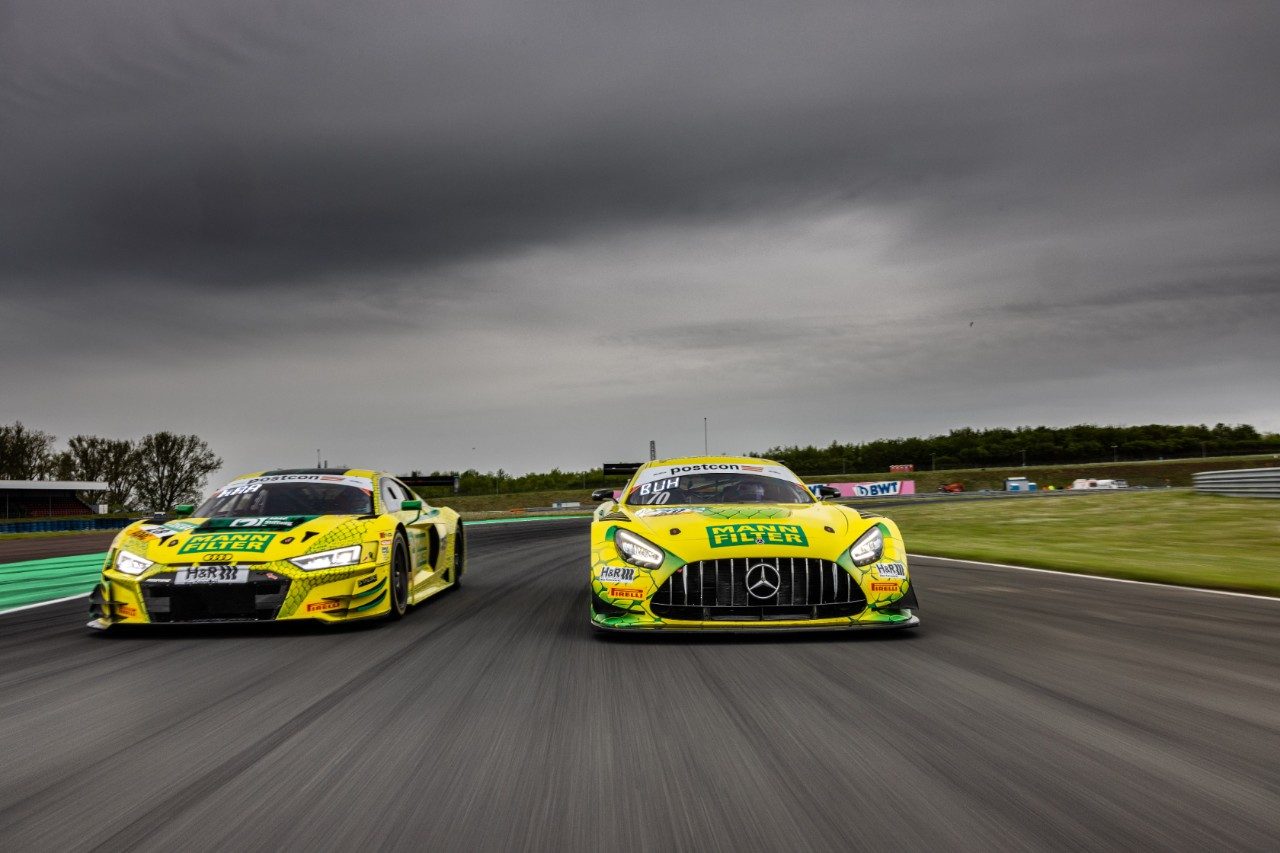 Die beiden MANN-FILTER Mambas Pressebild Vorbericht ADAC GT Masters am Lausitzring