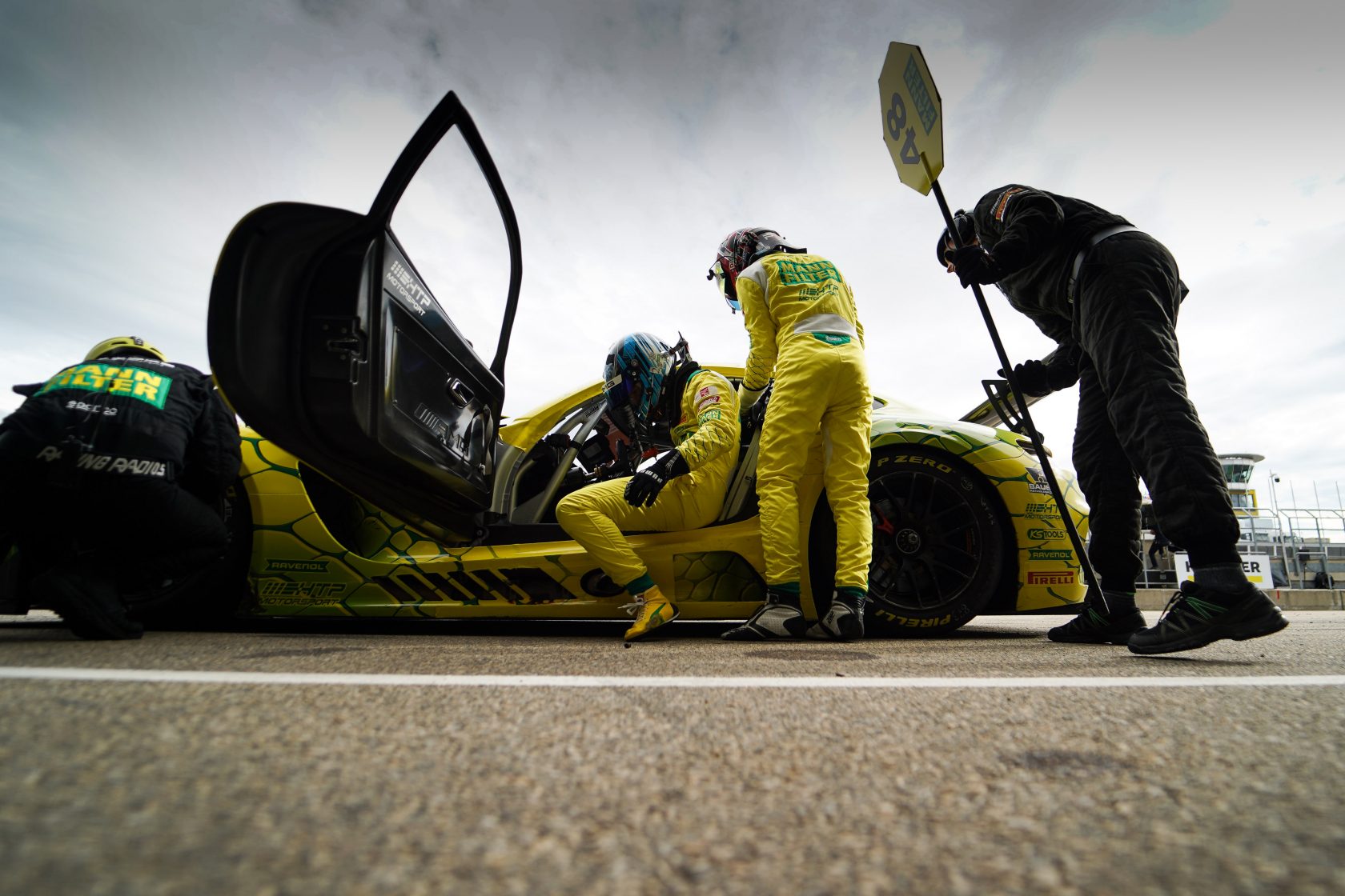 ADAC GT Masters 2019: Pit stop