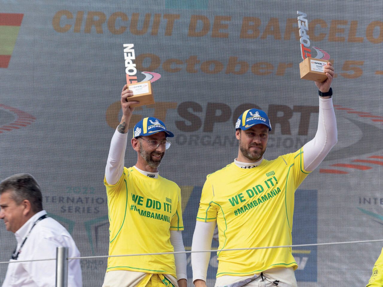 I campioni dell'International GT Open 2022 AM Alexander Hrachowina e Martin Konrad (da sinistra) I campioni dell'International GT Open 2022 AM Alexander Hrachowina e Martin Konrad (da sinistra)