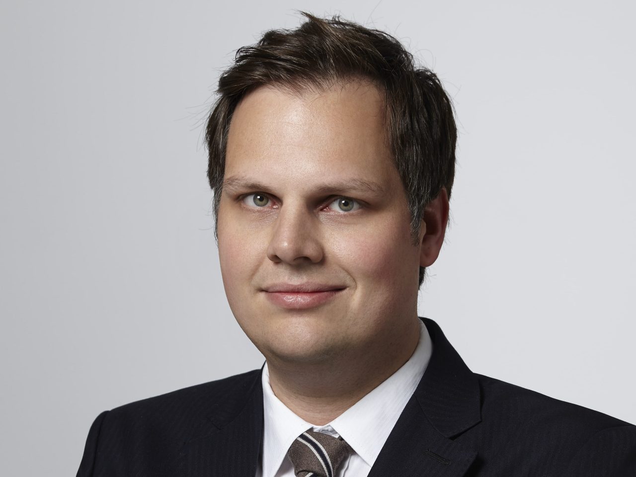 Simon Frick, VP Sales IAM Europe Simon Frick, VP Sales IAM Europe